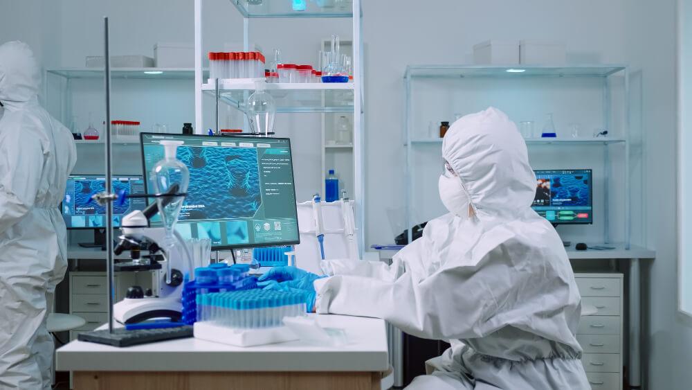 Manufacturing & Labs